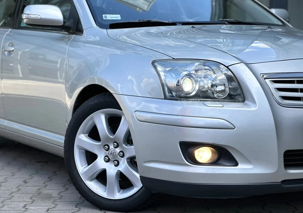 Toyota Avensis cena 23000 przebieg: 245000, rok produkcji 2008 z Gdańsk małe 781